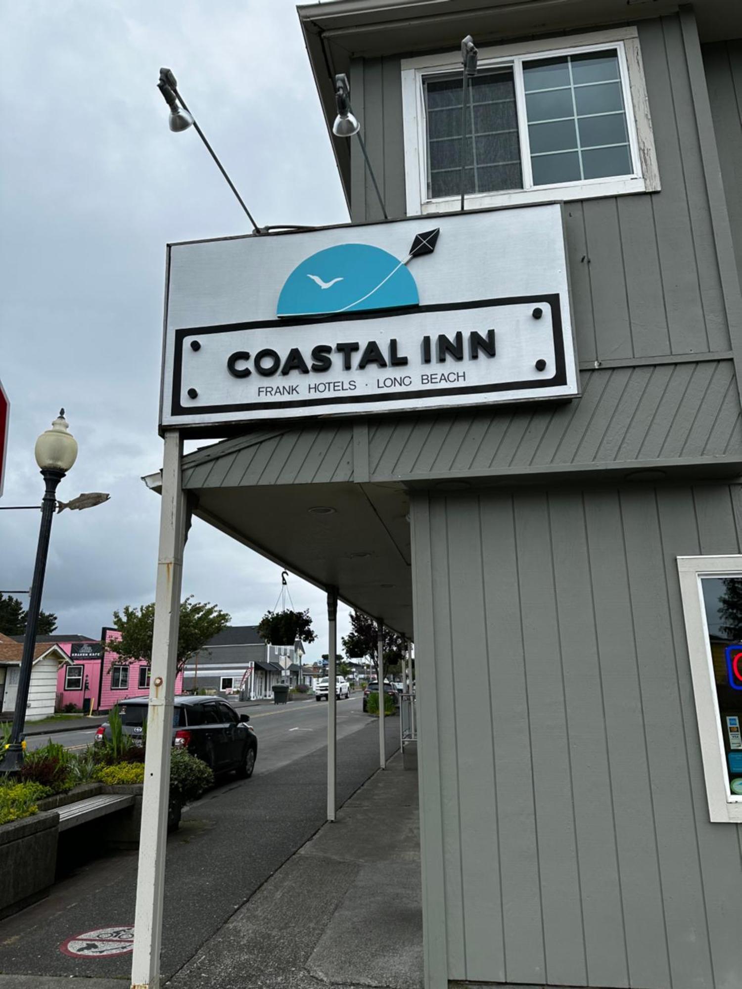 Coastal Inn And Suites Лонг-Бич Экстерьер фото